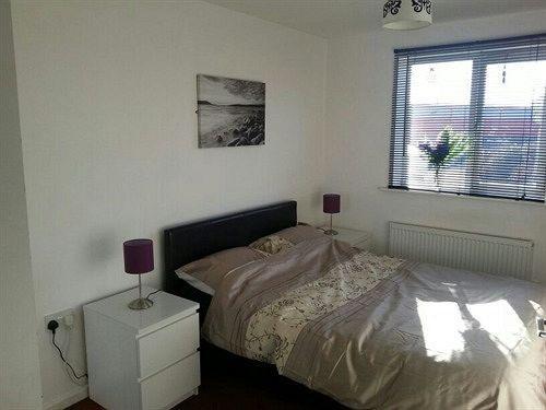 Bay Rooms Dudley Buitenkant foto